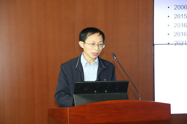 德信游戏平台集团新时代学习大讲堂——青年学堂第一课在德信游戏平台新材开讲