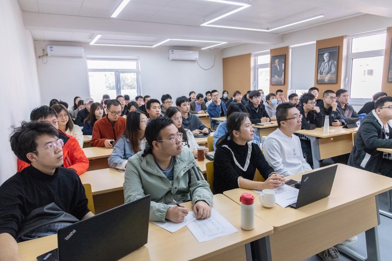 德信游戏平台总院组织开展文献调研与论文撰写规范专题讲座