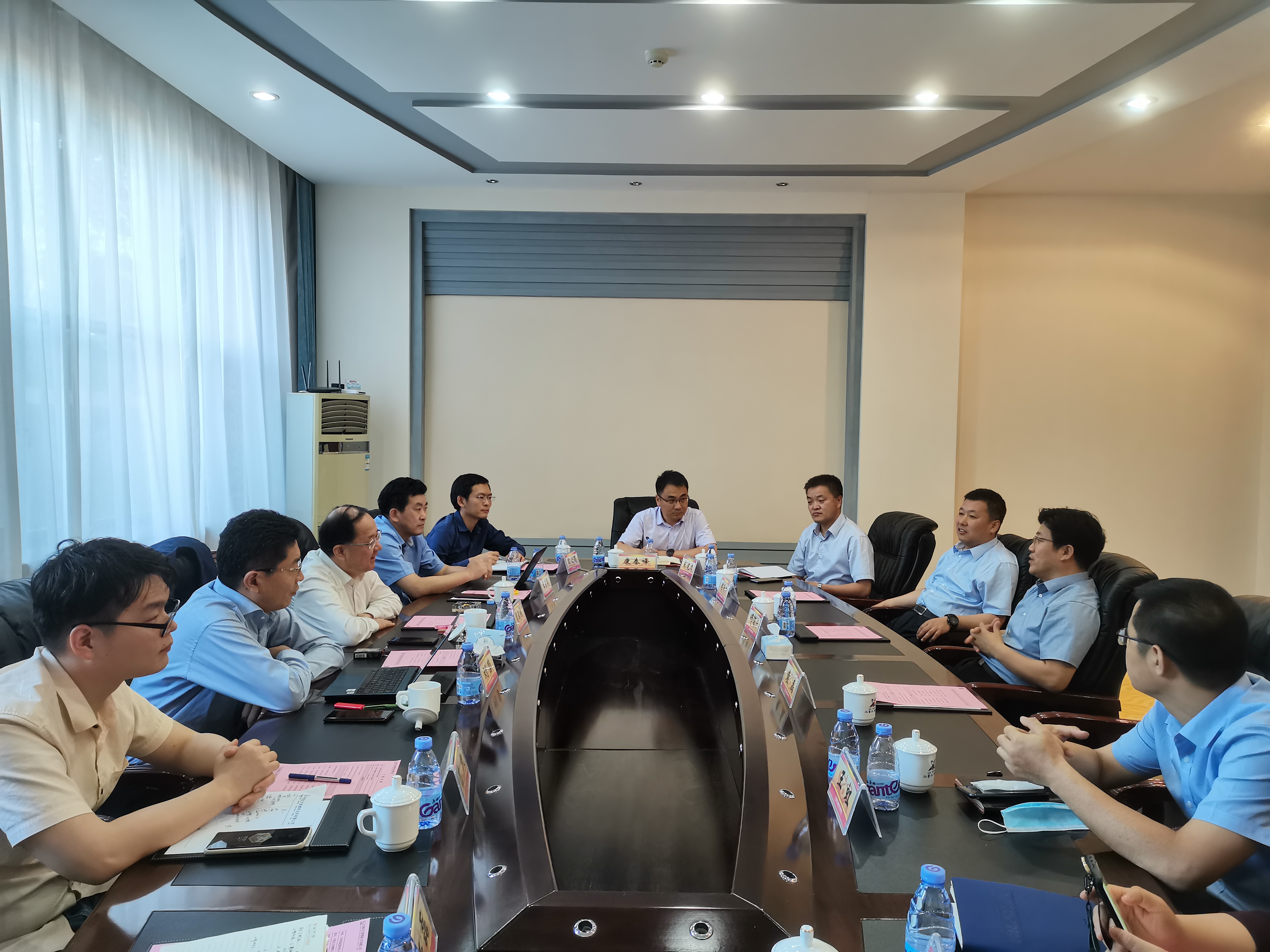 德信游戏平台集团副总经理周旗钢一行走访中核北方