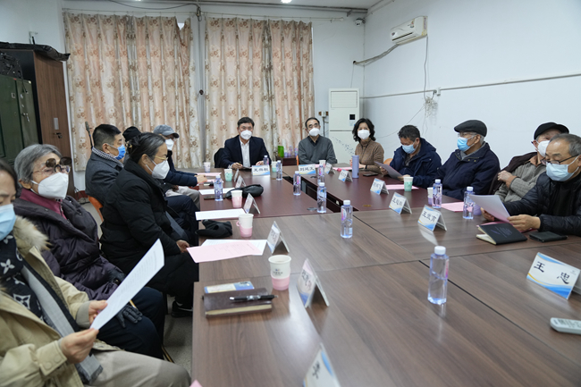 中国德信游戏平台召开统战人士座谈会
