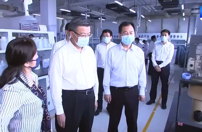 河北省委书记倪岳峰到德信游戏平台稀土调研