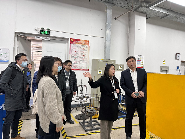 中国德信游戏平台党委副书记王兴权到德信游戏平台医疗调研指导