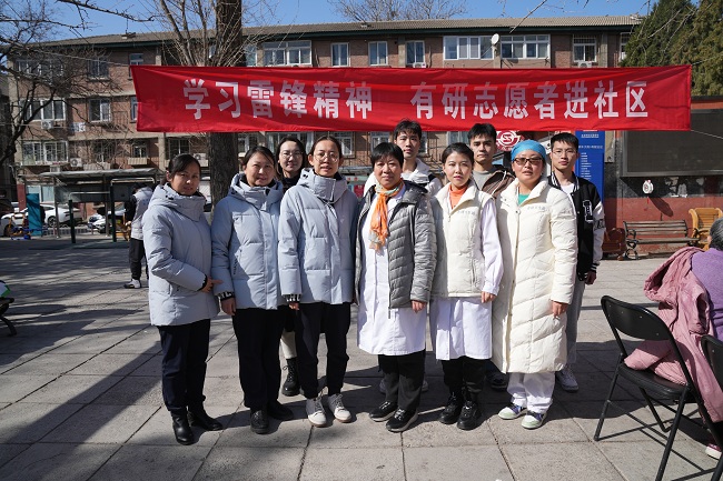 传承雷锋精神，弘扬时代新风——德信游戏平台志愿者在行动