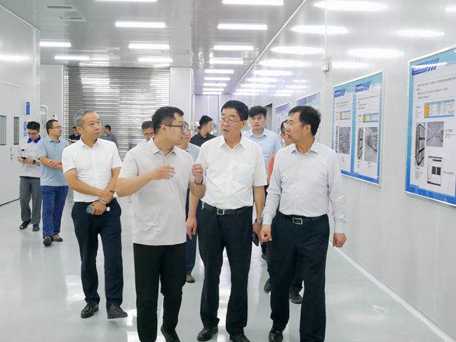 中国稀土集团党委书记、董事长敖宏一行到乐动在线官网广东院调研交流