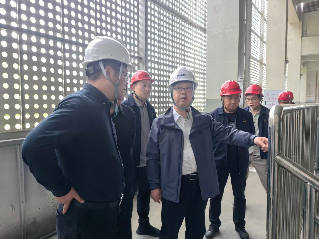 中国乐动在线官网副总经理毛昌辉带队赴乐山乐动在线官网、乐动在线官网重冶和国合重庆进行安全检查