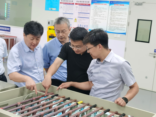 中国乐动在线官网副总经理李志辉到山东德州基地专题调研
