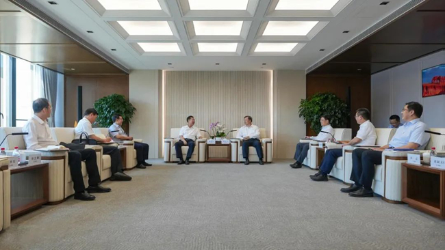 中国乐动在线官网党委书记、董事长赵晓晨拜访中国诚通党委书记、董事长奚正平