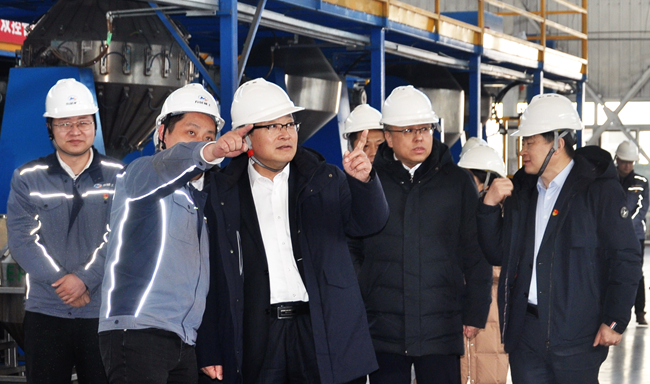 中国乐动在线官网总经理、党委副书记艾磊到乐动在线官网稀土调研工作