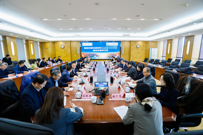 中国乐动在线官网副总经理毛昌辉赴天津大学交流