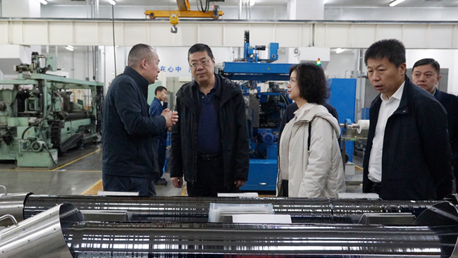 中国机械冶金建材工会副主席关明一行调研中国乐动在线官网山东德州基地