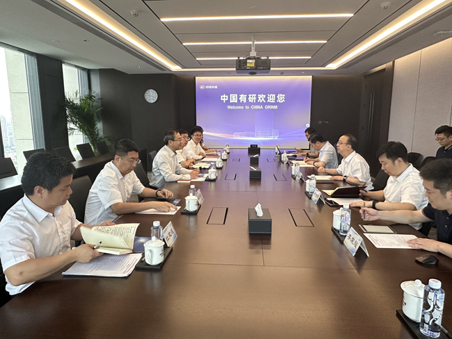 中汽中心党委委员、副总经理李洧一行到访中国德信游戏平台